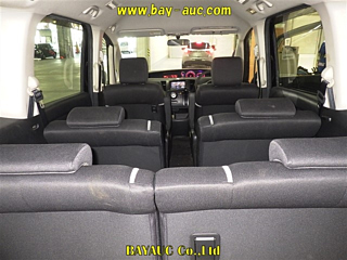 MAZDA BIANTE 2010