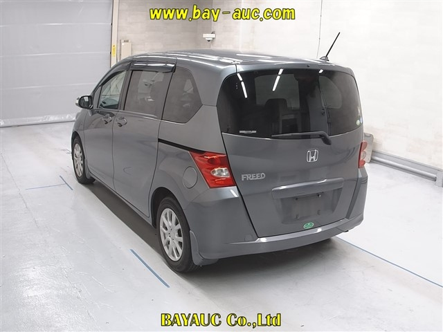 HONDA FREED 2008