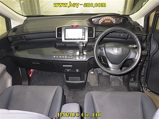 HONDA FREED 2008