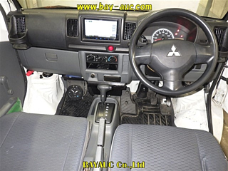 MITSUBISHI MINICAB VAN 2013