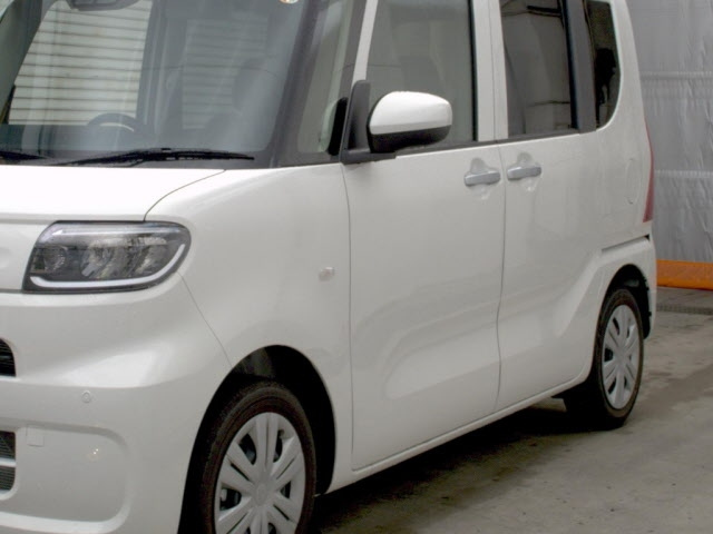 DAIHATSU TANTO 2025