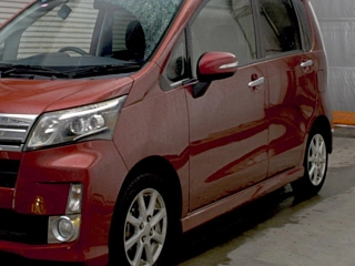 DAIHATSU MOVE 2014