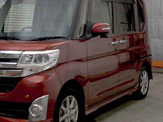 DAIHATSU TANTO 2014