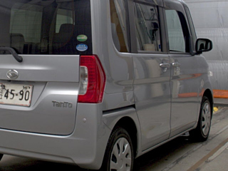 DAIHATSU TANTO 2016