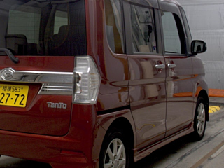 DAIHATSU TANTO 2014