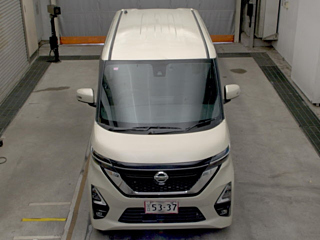 NISSAN ROOX 2022