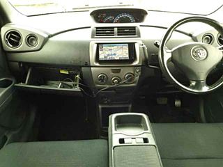 TOYOTA BB 2009