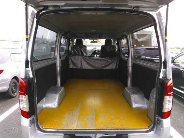 NISSAN CARAVAN VAN 2020