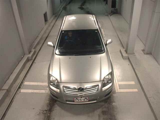 TOYOTA AVENSIS SEDAN 2009