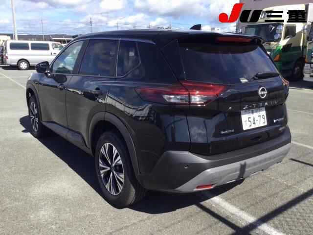 NISSAN X-TRAIL 2025
