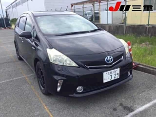 TOYOTA PRIUS ALPHA 2012