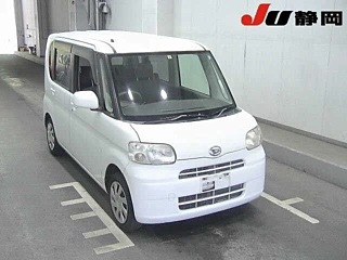 DAIHATSU TANTO 2010