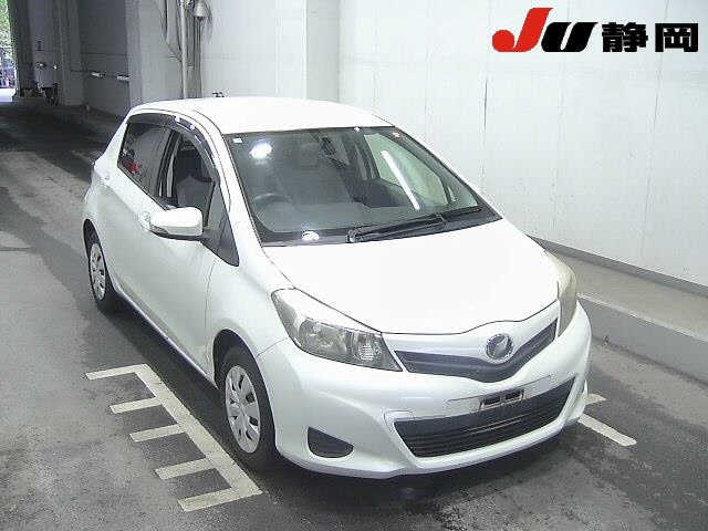 TOYOTA VITZ 2012