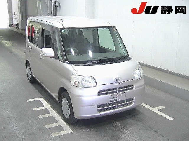 DAIHATSU TANTO 2010