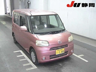 DAIHATSU TANTO 2009