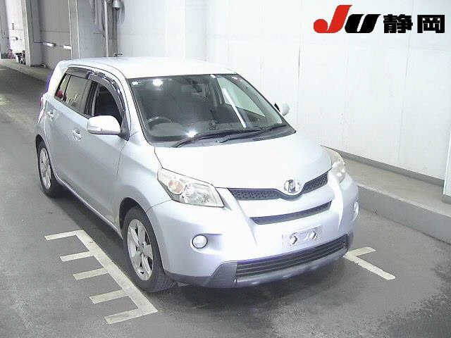 TOYOTA IST 2008