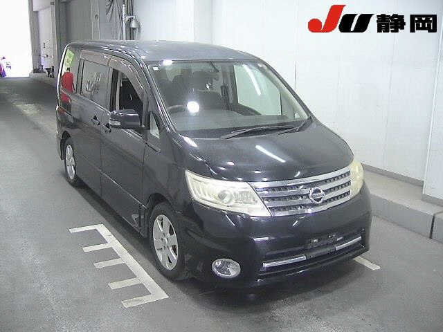 NISSAN SERENA 2010
