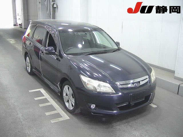SUBARU EXIGA 2013