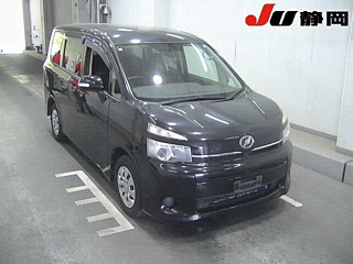 TOYOTA VOXY 2012