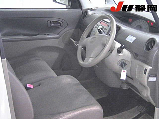 DAIHATSU TANTO 2010