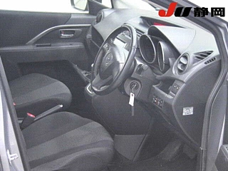 MAZDA PREMACY 2012