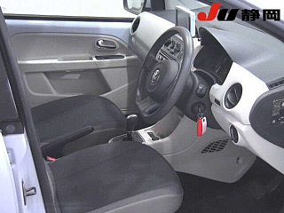 VOLKSWAGEN UP 2013
