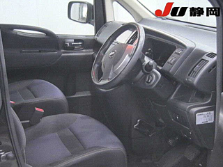 NISSAN SERENA 2010