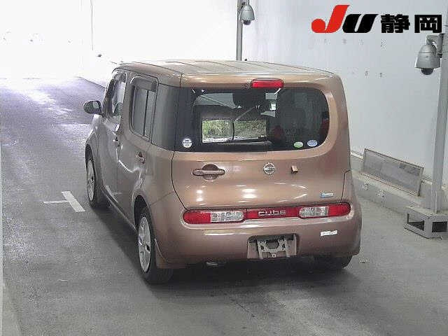 NISSAN CUBE 2011