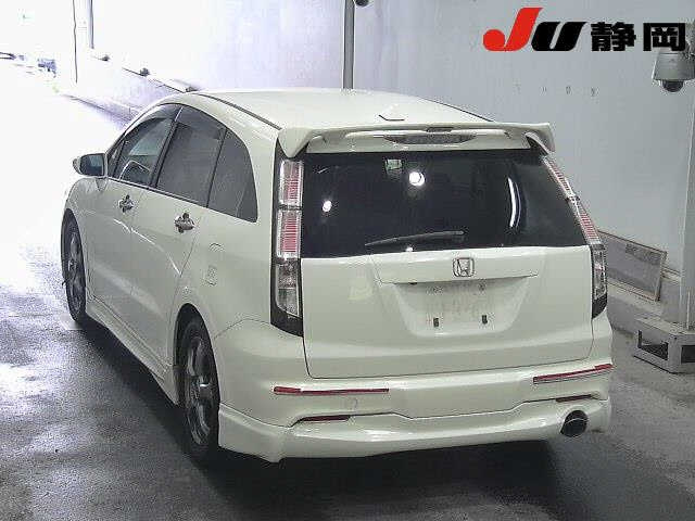 HONDA STREAM 2010