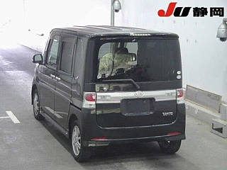 DAIHATSU TANTO 2009