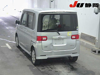 DAIHATSU TANTO 2013