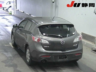 MAZDA AXELA 2011
