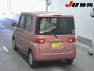 DAIHATSU TANTO 2009