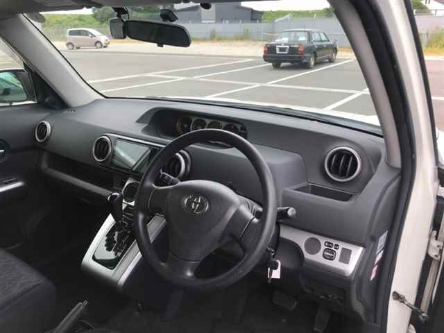 TOYOTA COROLLA RUMION 2010