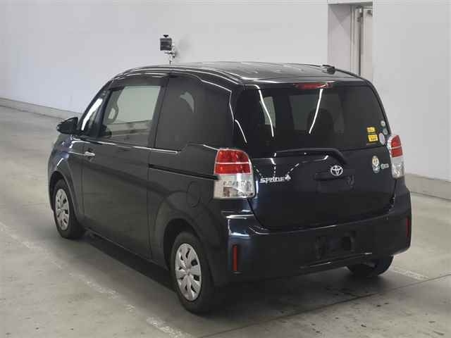 TOYOTA SPADE 2014