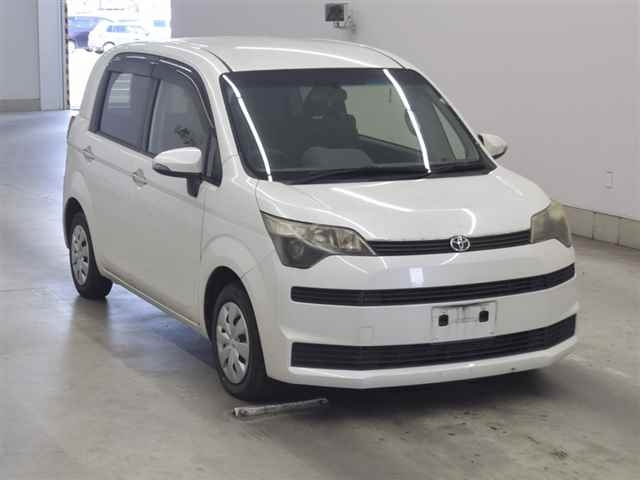 TOYOTA SPADE 2012