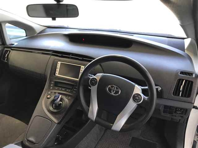TOYOTA PRIUS 2010