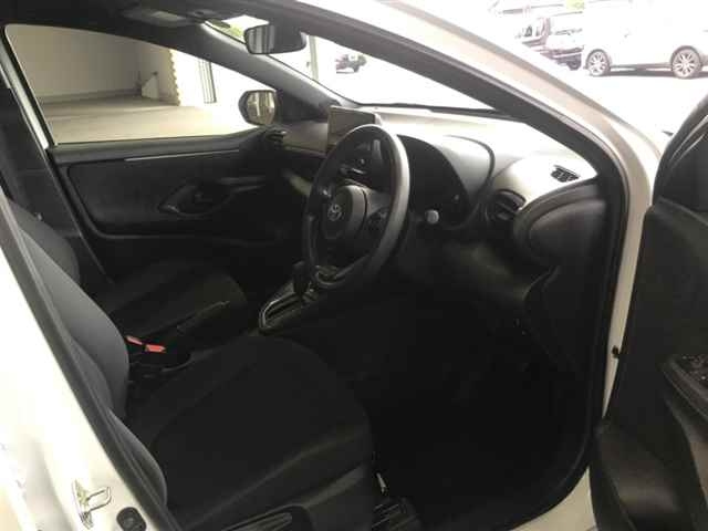 TOYOTA YARIS 2024