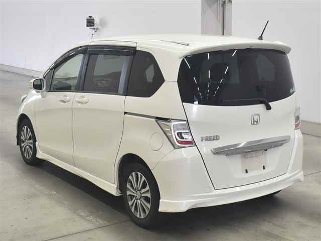 HONDA FREED 2012