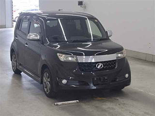TOYOTA BB 2013