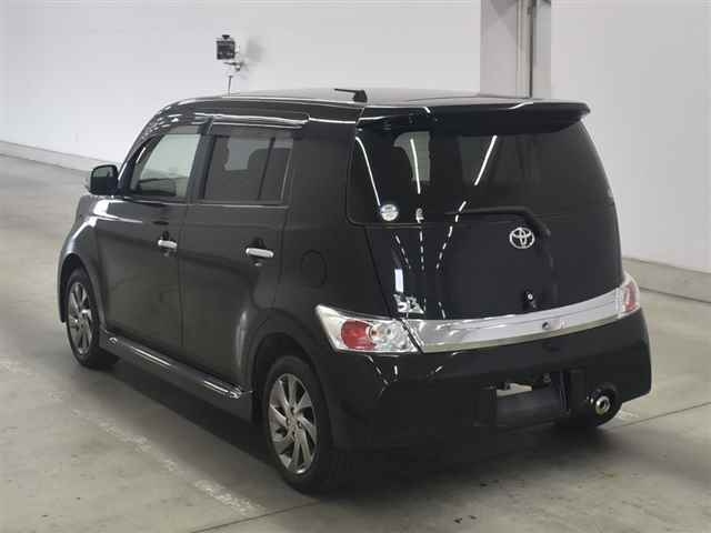 TOYOTA BB 2013