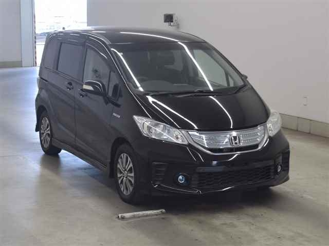 HONDA FREED 2015
