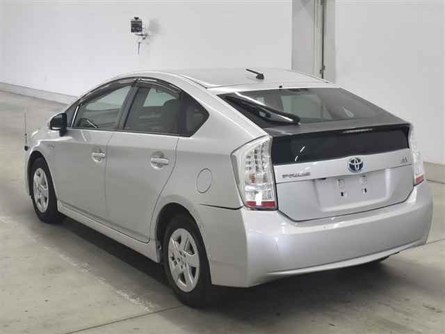 TOYOTA PRIUS 2011