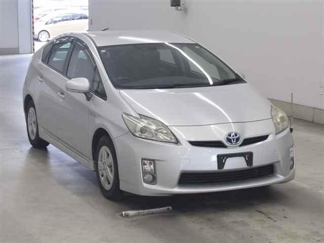TOYOTA PRIUS 2011