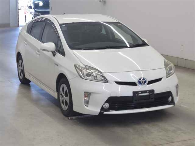 TOYOTA PRIUS 2014
