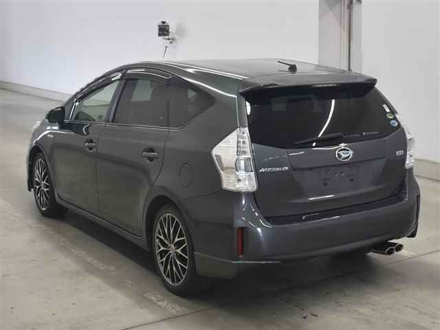 DAIHATSU MEBIUS 2013