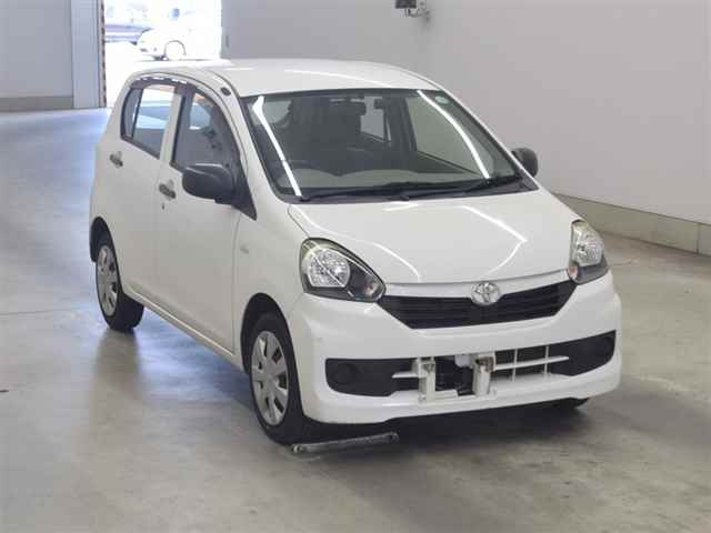 TOYOTA PIXIS EPOCH 2015