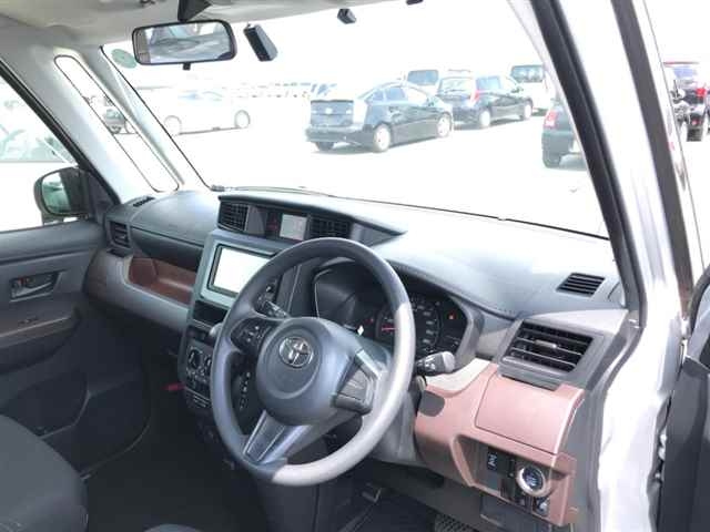 TOYOTA TANK 2019