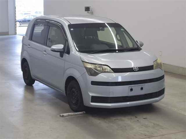 TOYOTA SPADE 2012