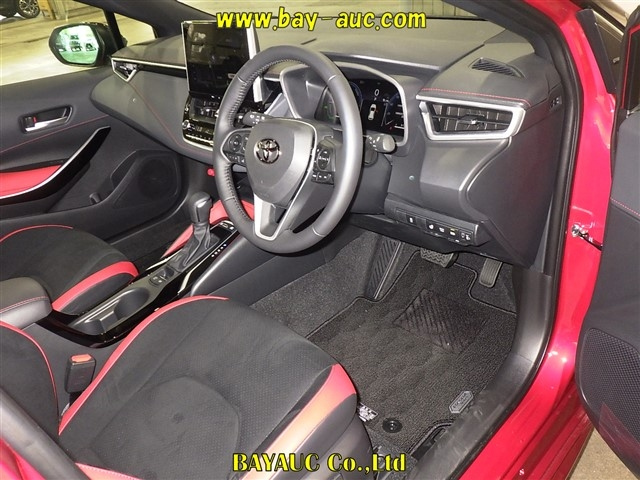 TOYOTA COROLLA SPORT 2025